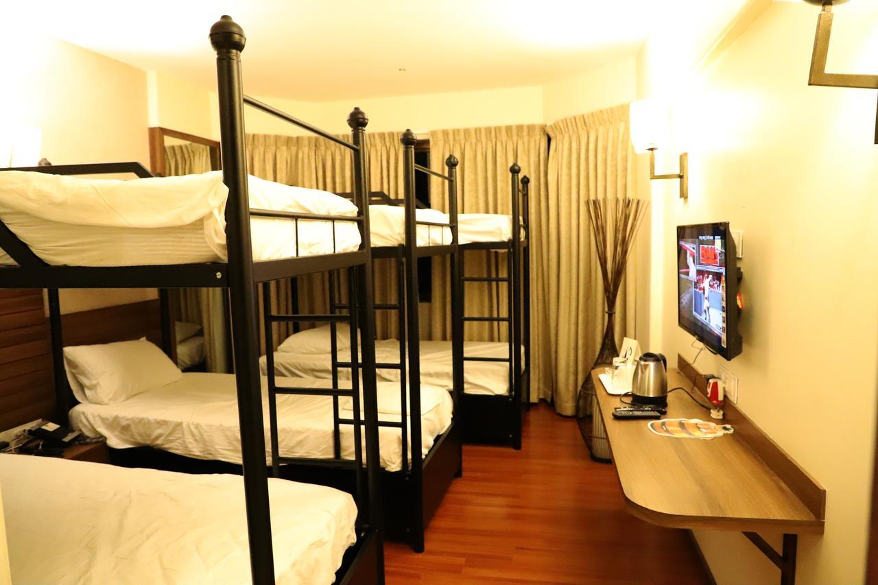 Hotel Reyansh Grand Boisar Exterior foto